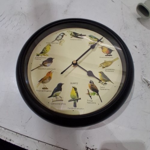 QUARTZ VINTAGE STYLE SINGING BIRD CLOCK -HOURLY BIRD CALLS- 10" - BLACK image 4