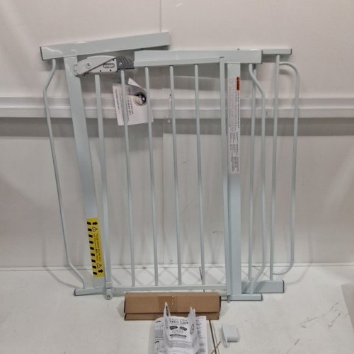 REGALO EASY-STEP METAL WALK-THROUGH SAFETY GATE - 30" X 29'' - 38.5'' - WHITE (MODEL: 1160DS) image 2