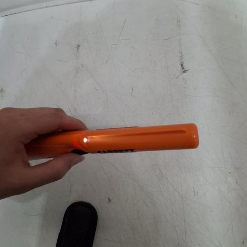 GARRETT HANDHELD METAL DETECTOR PINPOINTER WITH HOLSTER - ORANGE image 2