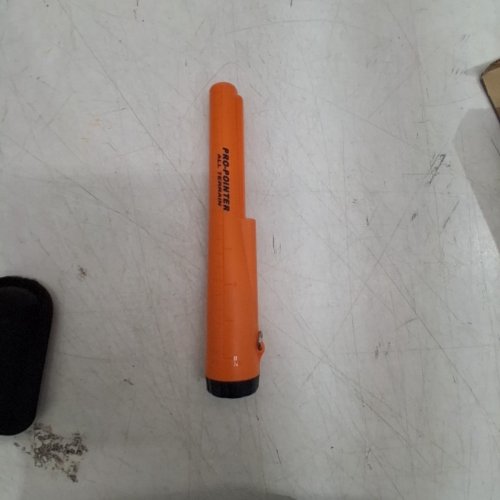 GARRETT HANDHELD METAL DETECTOR PINPOINTER WITH HOLSTER - ORANGE image 4