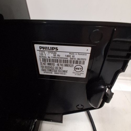 PHILIPS LATTEGO 5500 SERIES FULLY AUTOMATIC ESPRESSO MACHINE WITH BUILT-IN GRINDER - GREY CHROME (MODEL: EP5544/90) image 7