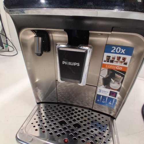 PHILIPS LATTEGO 5500 SERIES FULLY AUTOMATIC ESPRESSO MACHINE WITH BUILT-IN GRINDER - GREY CHROME (MODEL: EP5544/90) image 13