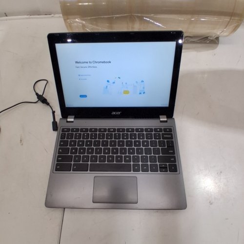 ACER CHROMEBOOK 11, 11.6" WITH INTEL CELERON 3205U, 4GB RAM, 16GB SSD (MODEL: C740-C4PE) image 2