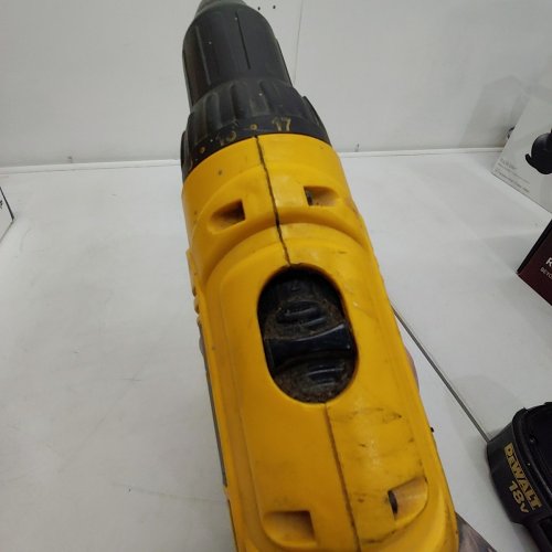 DEWALT 18V 1/2" CORDLESS DRILL/DRIVER *TOOL ONLY* (MODEL: DC759) image 4