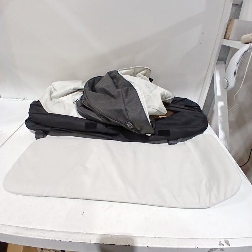 GRACO MODES CARRY COT - 20LBS MAX - BLACK/GREY (MODEL: 2156203) image 2
