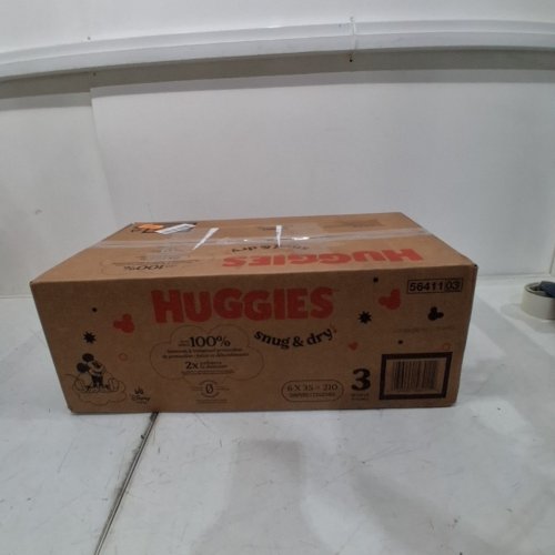 210PK HUGGIES SNUG AND DRY DIAPERS SIZE 3, OVER 35LB DISNEY BABY image 2