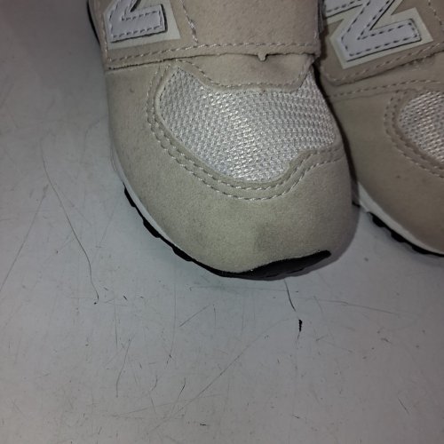 KID'S NEW BALANCE SNEAKERS - SIZE 4.5 - BEIGE/GRAY (MODEL: NW574EVW) image 5