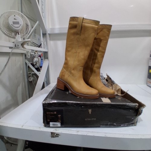 WOMENS FRYE KATE PULL ON VINTAGE LEATHER HEELED BOOTS - SIZE 7M - YELLOW/BANANA (STYLE: FR41522-BANA) image 2