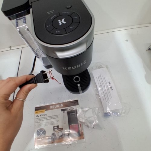 KEURIG K-SUPREME 66OZ. SINGLE-SERVE COFFEE MAKER - BLACK image 3