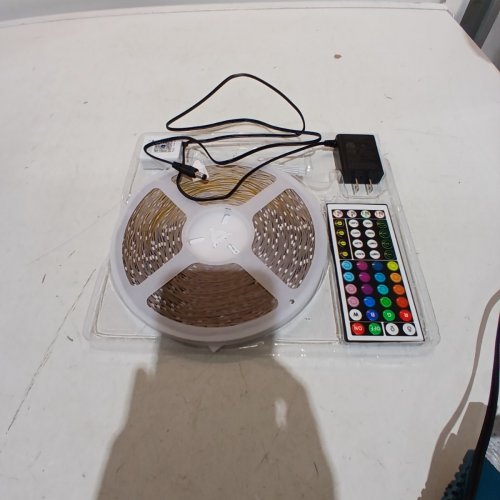 KSIPZE LED LIGHT STRIP SMART MUSIC SYNC RGB COLOR CHANGING WITH APP AND REMOTE CONTROL - 100FT (MODEL: ST51-K2430) image 3