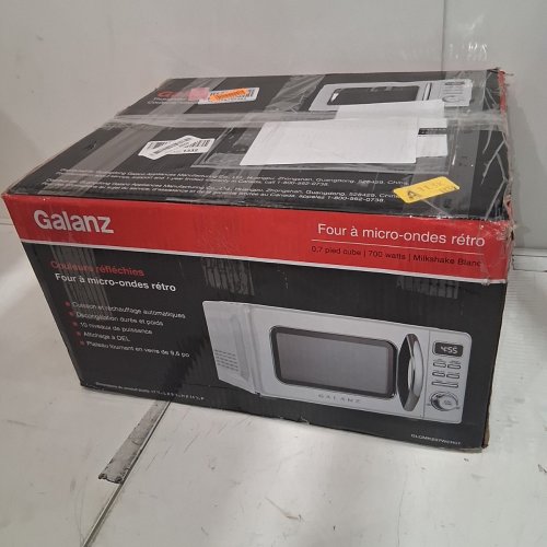 GALANZ RETRO STYLE COUNTERTOP MICROWAVE OVEN - 0.7CU.FT. - WHITE (MODEL: GLCMKZ07WER07) image 9