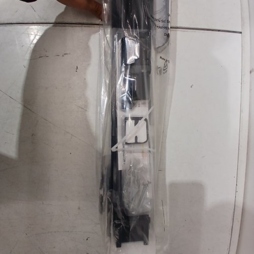 RETRACTABLE MESH CHILD/PET SAFTEY GATE - 42" X 120" - BLACK (MODEL: SH20.006C) image 3
