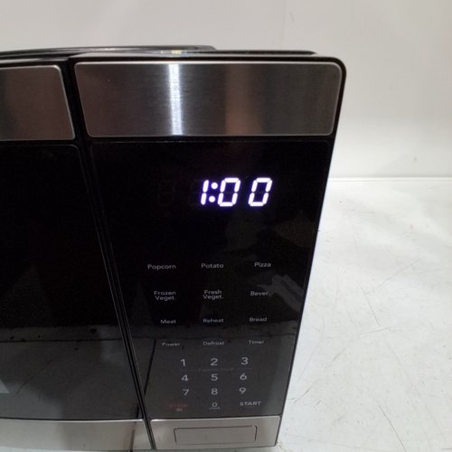 FRIGIDAIRE MICROWAVE OVEN - 0. 9CU.FT - 900W - STAINLESS STEEL (MODEL: EMW959-C) image 2