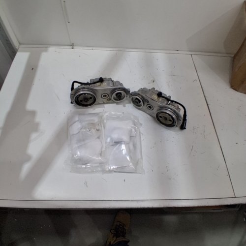 2PC VANOS UNIT WITH SOLENOID FOR 200 TO 2003 BMW E39 M5 AND E52 Z8 ROADSTERS - SILVER (MODEL: 7831485) image 3