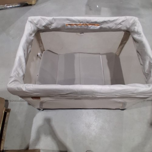 UPPABABY DELUXE PORTABLE REMI PLAYARD - 40" X 25" X 28" - CHARLIE (MODEL: 1601-REM-CA-CHR) image 2