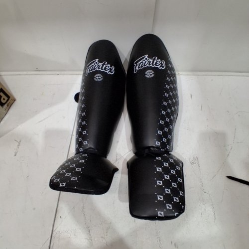 FAIRTEX SHIN INSTEP GUARD - LARGE - BLACK, DESIGN image 2
