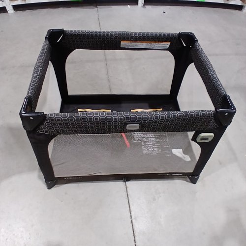 GRACO PACK 'N PLAY NIMBLE NOOK PIERCE PLAYARD - BLACK image 3
