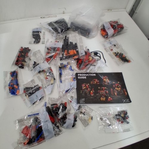 896PC AZDYJL 5-IN-1 STEM ROBOT BUILDING KIT WITH REMOTE AND APP - RED/BLACK image 4