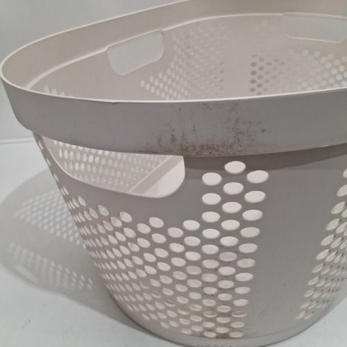 BATHCLIP PLASTIC LAUNDRY HAMPER BASKET WITH CUTOUT HANDLES - 55.5L - 22" X 14" X 11" - BEIGE image 3