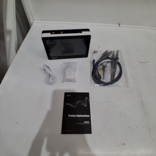 FNIRSI DIGITAL TWO CHANNEL OSCILLOSCOPE - BLACK/WHITE (MODEL: FNIRSI-1013D) image 3