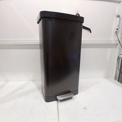 EKO HUDSON STEP TRASH CAN WITH REAR TRASH BAG STORAGE COMPARTMENT - 75L - BLACK image 3