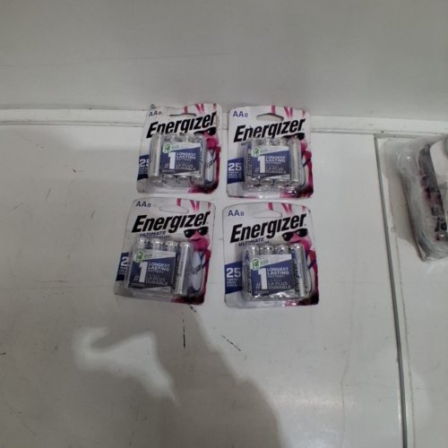 4 (8PK) ENERGIZER ULTIMATE LITHIUM AA BATTERIES image 2