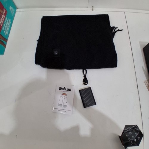 WULCEA GRAPHENE HEATED SCARF -FAST CHARGING BATTERY - 6000 MAH - BLACK image 2