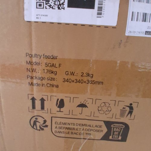 AUTOMATIC HANGING CHICKEN FEED DISPENSER WITH 3 FEEDING PORTS - 40LBS CAPACITY - RED/WHITE - (MODEL: 5GAL F) image 3