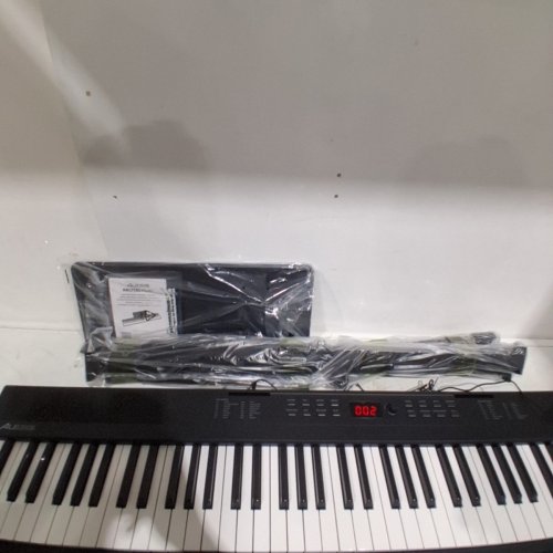 ALESIS RECITAL PLAY 88-KEY KEYBOARD PIANO WITH 480 SOUNDS, SPEAKERS, USB MIDI, CARRY-BAG, STAND, FOR BEGINNERS - BLACK image 5