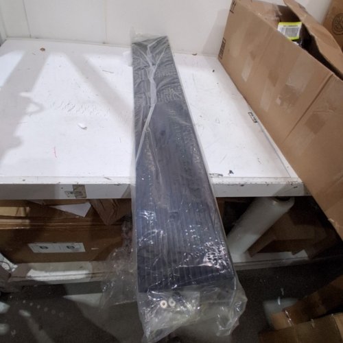 RUBBER CAR CURB RAMP - 39" X 2.25"- BLACK image 2