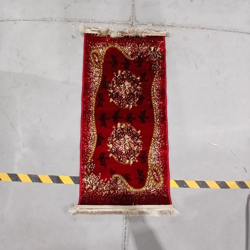 TRADITIONAL RUG RUNNER - 22" X 45" - RED/GOLD image 2