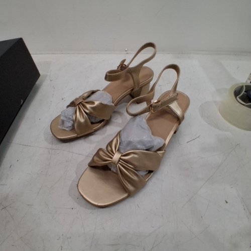 WOMEN'S SQUARE TOE LOW CHUNKY HEELS- 8 -GOLD image 3