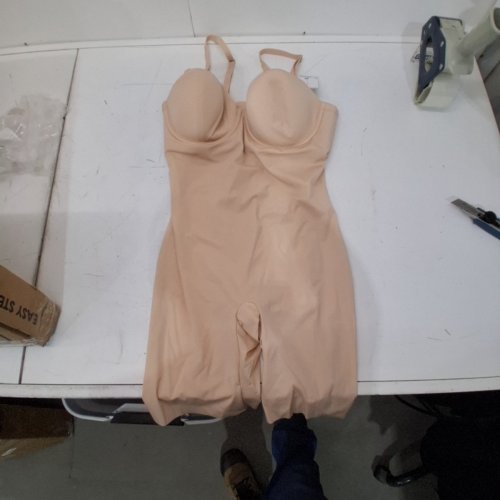 WOMEN'S WACOAL STRAPLESS ALL IN ONE THIGH SHAPER SHAPEWEAR - 38C - SAND (STYLE: 802219) image 2