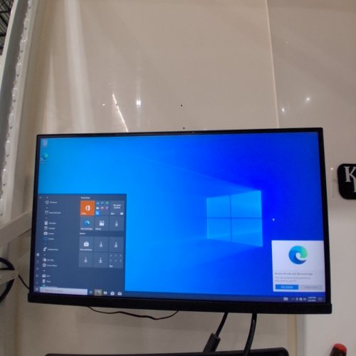 LENOVO THINKCENTRE M700 DESKTOP COMPUTER WITH RGB LIGHT, MOUSE AND KEYBAORD - INTEL I5-6500 3.20GHZ | 16GB RAM | 512GB SSD | INTEL HD GRAPHICS | WINDOWS 10 PRO - BLACK image 3
