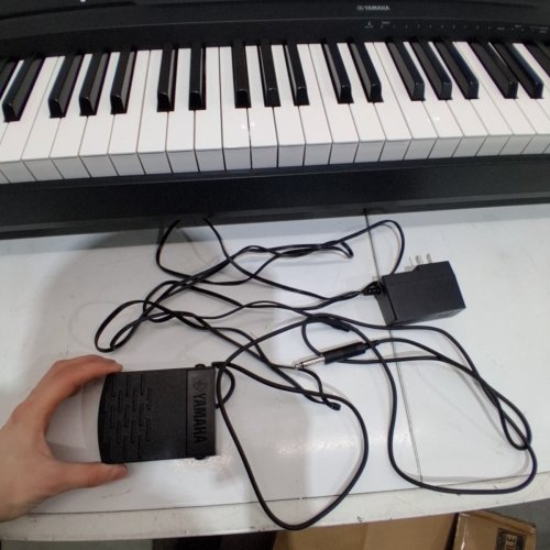 YAMAHA P45B ENTRY LEVEL 88-KEY WEIGHTED ACTION DIGITAL PIANO - BLACK (MODEL: P-45B) image 4