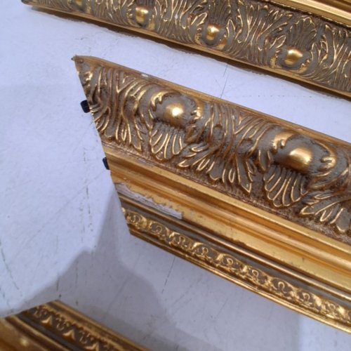 FOLKOR WOOD ANTIQUE ORNATE PICTURE FRAME - 24" X 36" - GOLD image 3