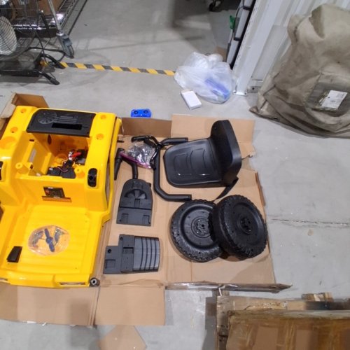 BLITZSHARK KID'S ZERO TURN TOY LAWN MOWER RIDE WITH REMOTE CONTROL - 12V, 3MPH, 77LBS MAX - YELLOW - (MODEL: P30-12V) image 8