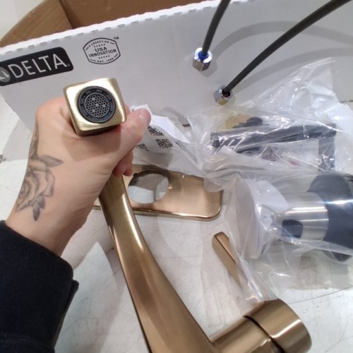 DELTA LINEAX SINGLE HANDLE BATHROOM FAUCET WITH POP-UP DRAIN - 1.2 GPM - CHAMPAGNE BRONZE (MODEL: 562SH-CZMPU-DST) image 3