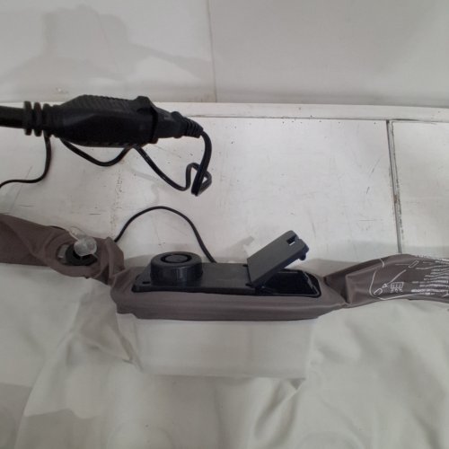 INFLATABLE AIR MATTRESS WITH BUILT-IN ELECTRIC PUMP - QUEEN - BROWN/BEIGE (MODEL: HT-688) image 2