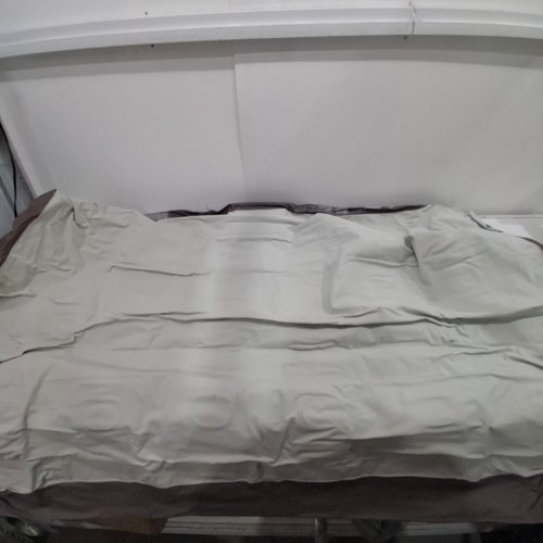 INFLATABLE AIR MATTRESS WITH BUILT-IN ELECTRIC PUMP - QUEEN - BROWN/BEIGE (MODEL: HT-688) image 5