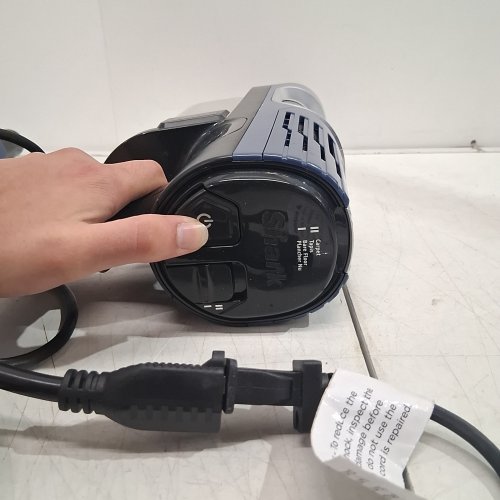 SHARK ULTRALIGHT PET PRO CORDED STICK WITH POWERFINS AND SELF-CLEANING BRUSHROLL CONVERTS TO HAND VACUUM - 120V - BLUE (MODEL: HZ600C) image 2