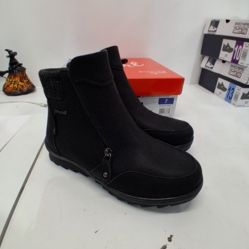 WOMEN'S BLONDO SPORT WINTER BOOTS - SIZE 7 - BLACK (STYLE:4113117) image 2