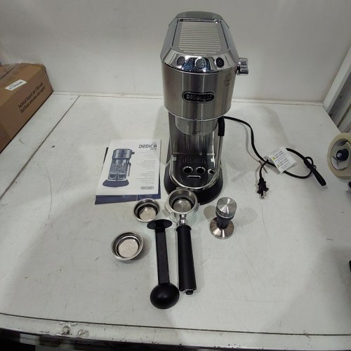 DELONGHI DEDICA 1-LITRE ESPRESSO MACHINE - STAINLESS STEEL - (EC685M) image 3