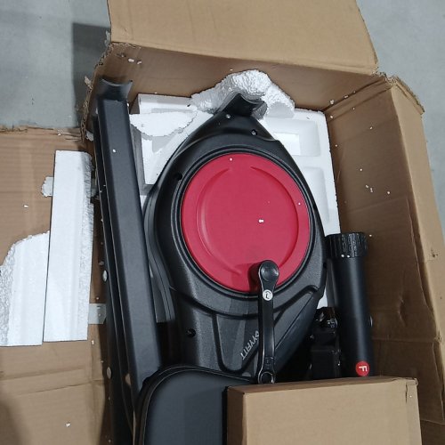YYFITT 3-IN-1 FOLDABLE EXERCISE BIKE WITH LUMINOUS DISPLAY, BACKREST - 50.5" X 41.5" X 32" - BLACK & RED image 6
