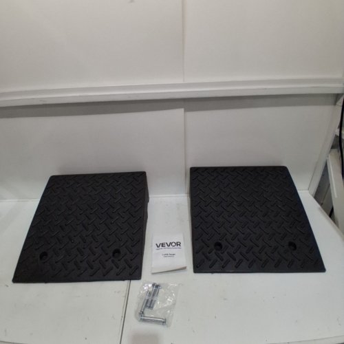 2PK WEATHERPROOF RUBBER DRIVEWAY CURB RAMP - 7000LBS MAX - 7" RISE - 19.3" X 19.3" - BLACK (MODEL: 0207V3IG) image 2