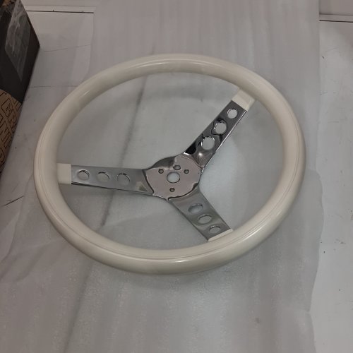 GRANT CLASSIC WHEEL WHITE GRIP - IVORY/CHROME - (MODEL: 838W) image 2