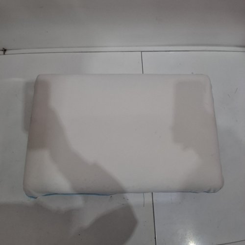 SUPER SOFT MEMORY FOAM COOLING PILLOW - 24" X 16" image 4