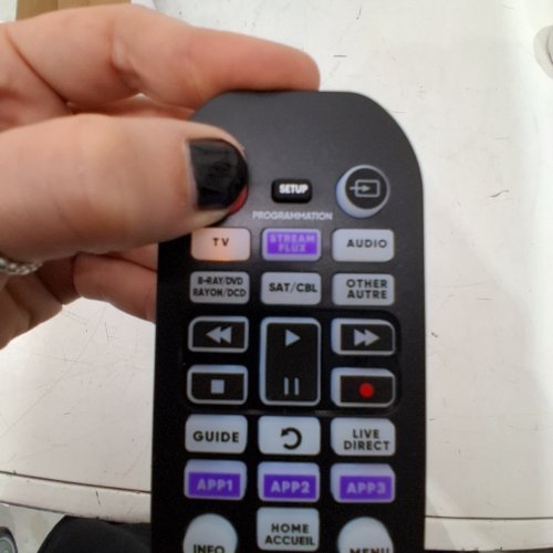 ONN. 6-DEVICE UNIVERSAL REMOTE CONTROL - COMPATIBLE WITH ALL MAJOR BRANDS - BLACK image 2