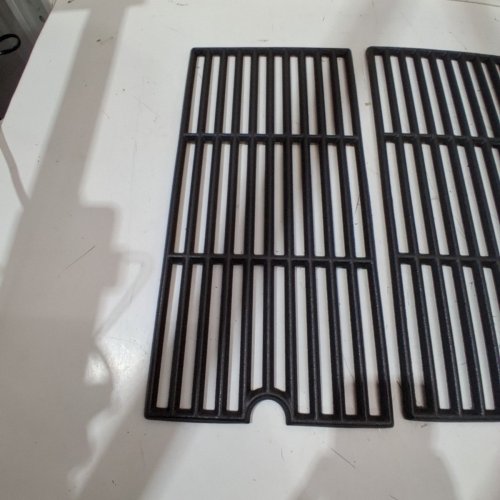 3PC MUSIC CITY METALS CAST IRON COOKING GRID FOR VARIOUS COLEMAN BBQS - 18 1/2" X 26 1/4" - BLACK (MODEL: 65253) image 4
