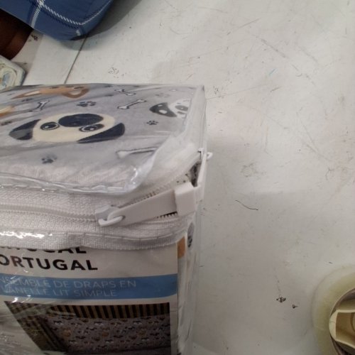 3PC SOFT SHEET SET FROM PORTUGAL - TWIN - PUPPY FACE AND BONE (MODEL: 1526661) image 2